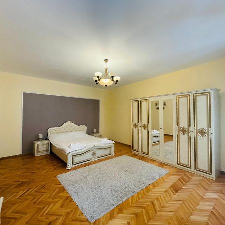 Londof Schei Apartments - Downtown Brašov Exteriér fotografie